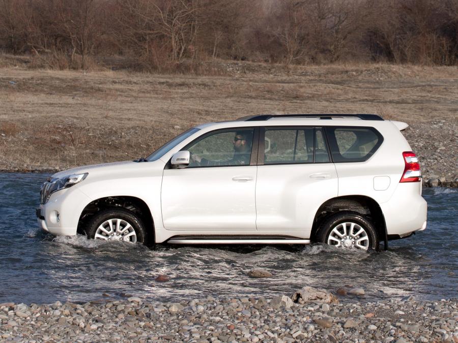  Toyota Land Cruiser Prado 2013 года  (CIS) (фото 8 из 25)